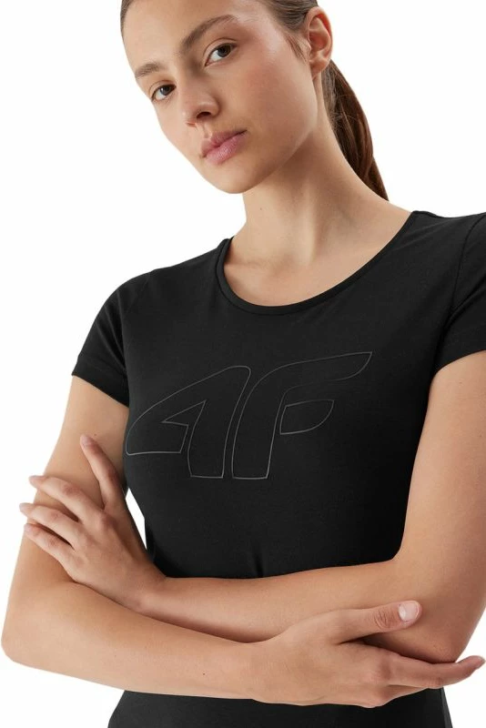 Maicë Salomon për femra, e zezë