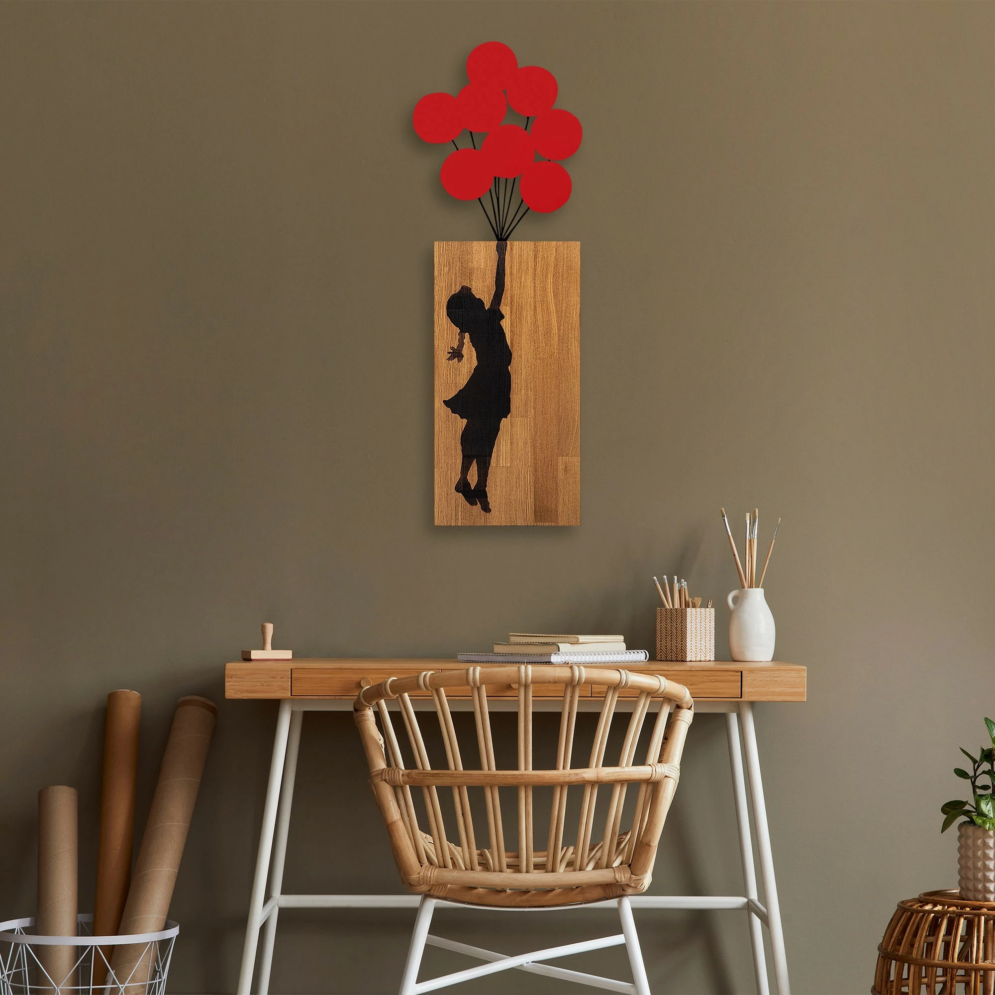 Aksesor dekorativ prej druri për mur, Wallity Banksy - 17, ngjyrë arre dhe e zezë, 70x62cm