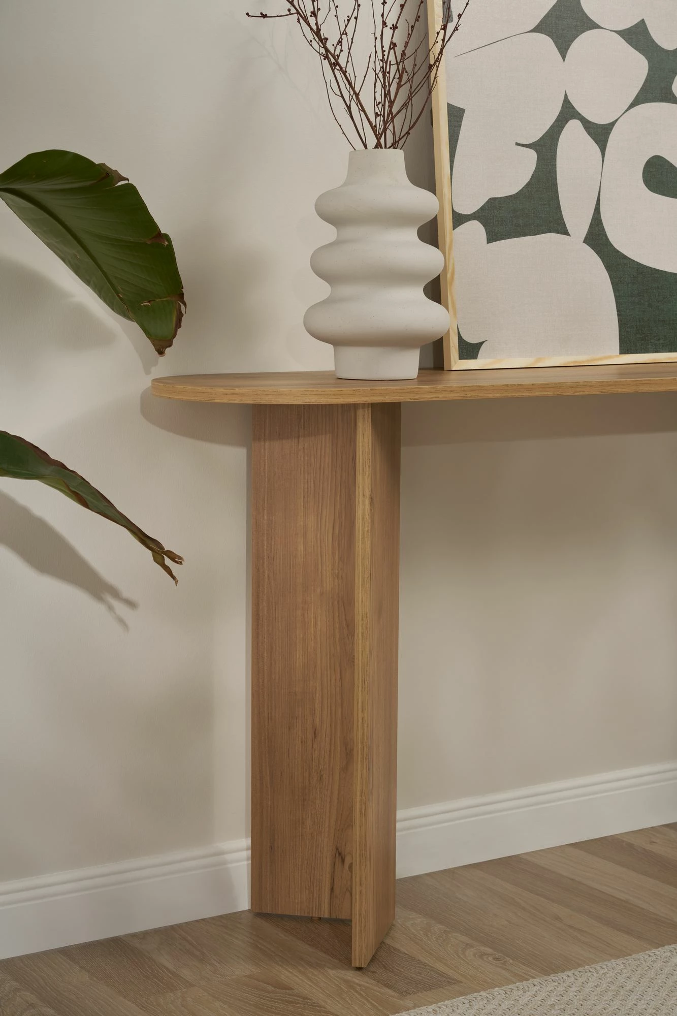 Komodë anësore Nordure, Sira, ngjyrë lisi