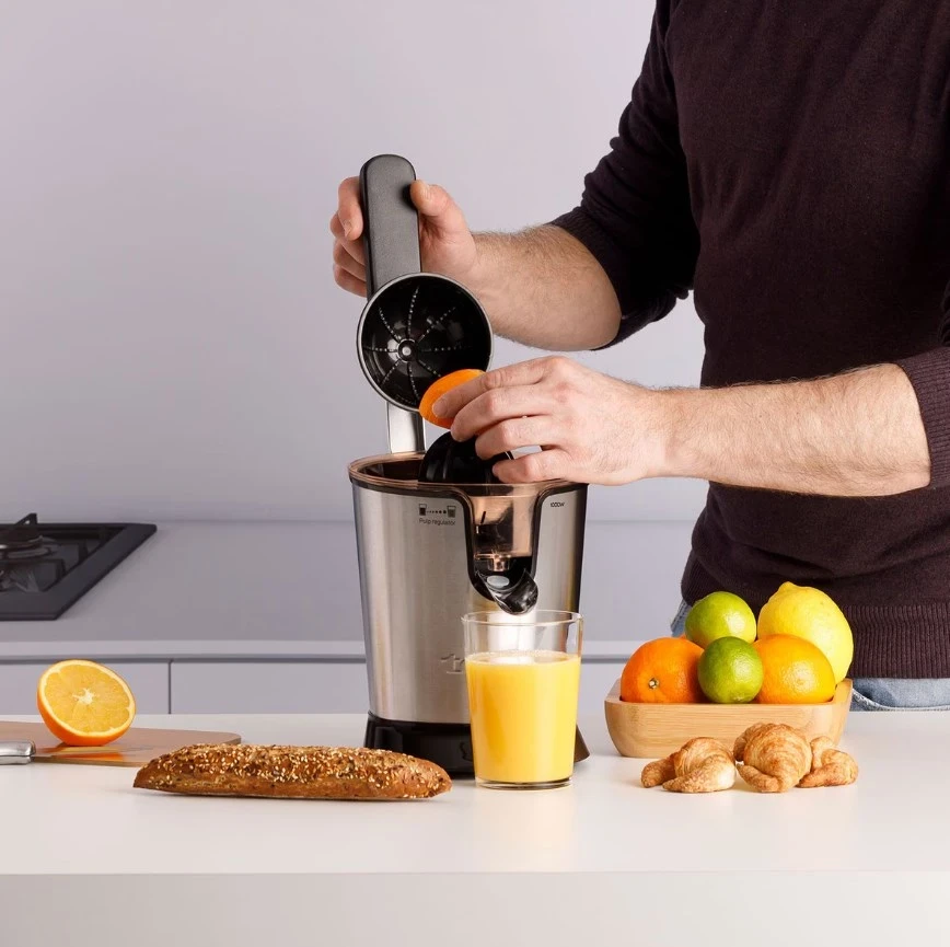 Shtypës Agrumesh Taurus Easy Press 1000 Legend, Ngjyrë e Zezë