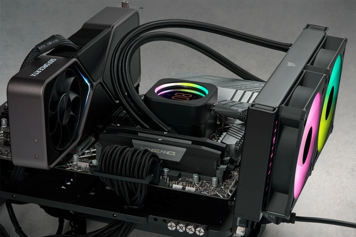 RAM Memorje Corsair Vengeance 64GB (2x32GB) DDR5 5600MHz CL40, e zezë