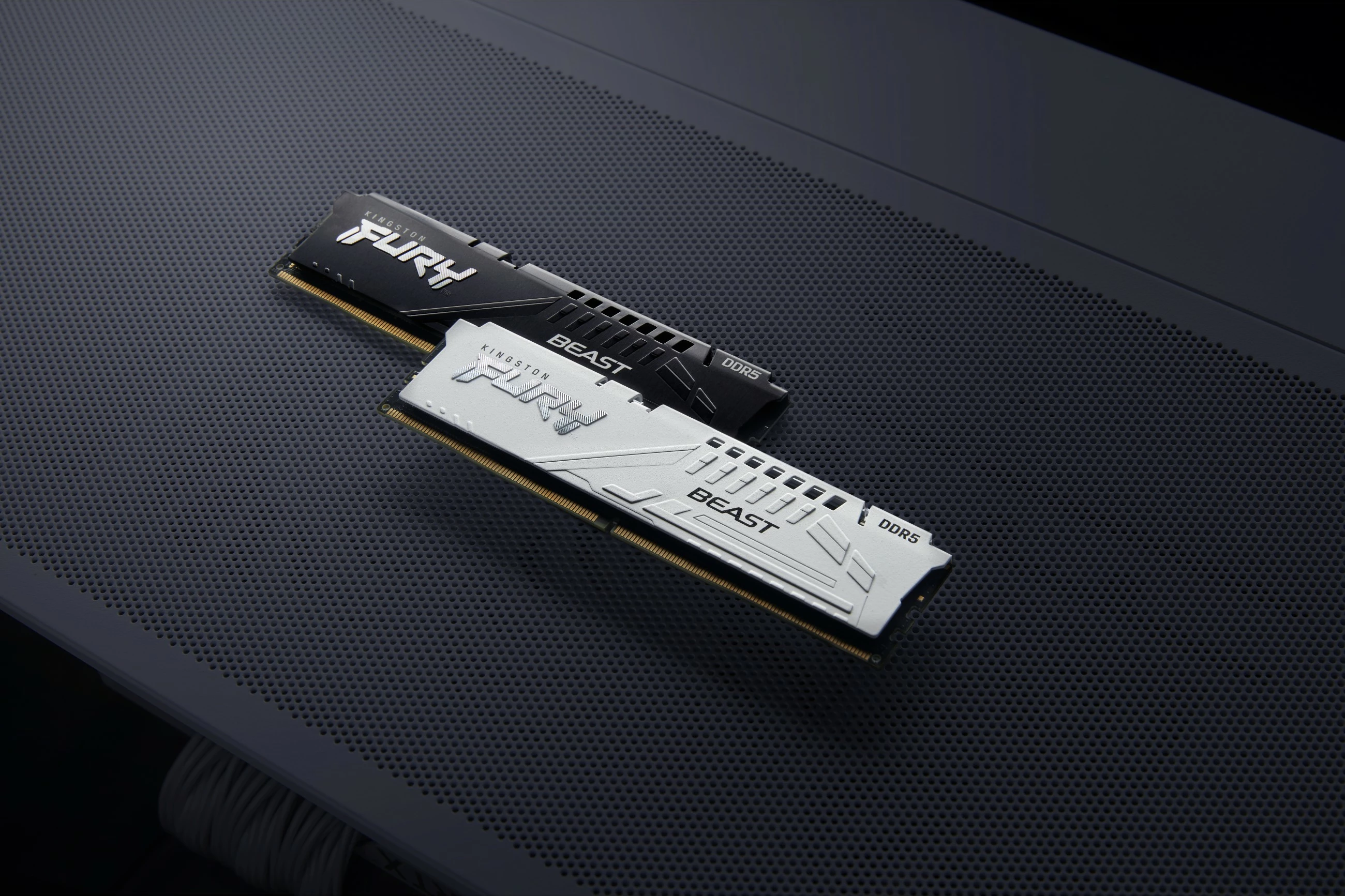 RAM Memorje Kingston FURY Beast 16GB DDR5 5600MT/s Ngjyrë e zezë
