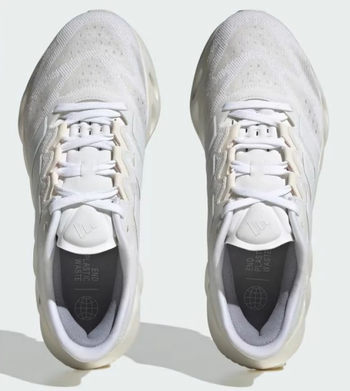 Atlete për femra adidas, të bardha