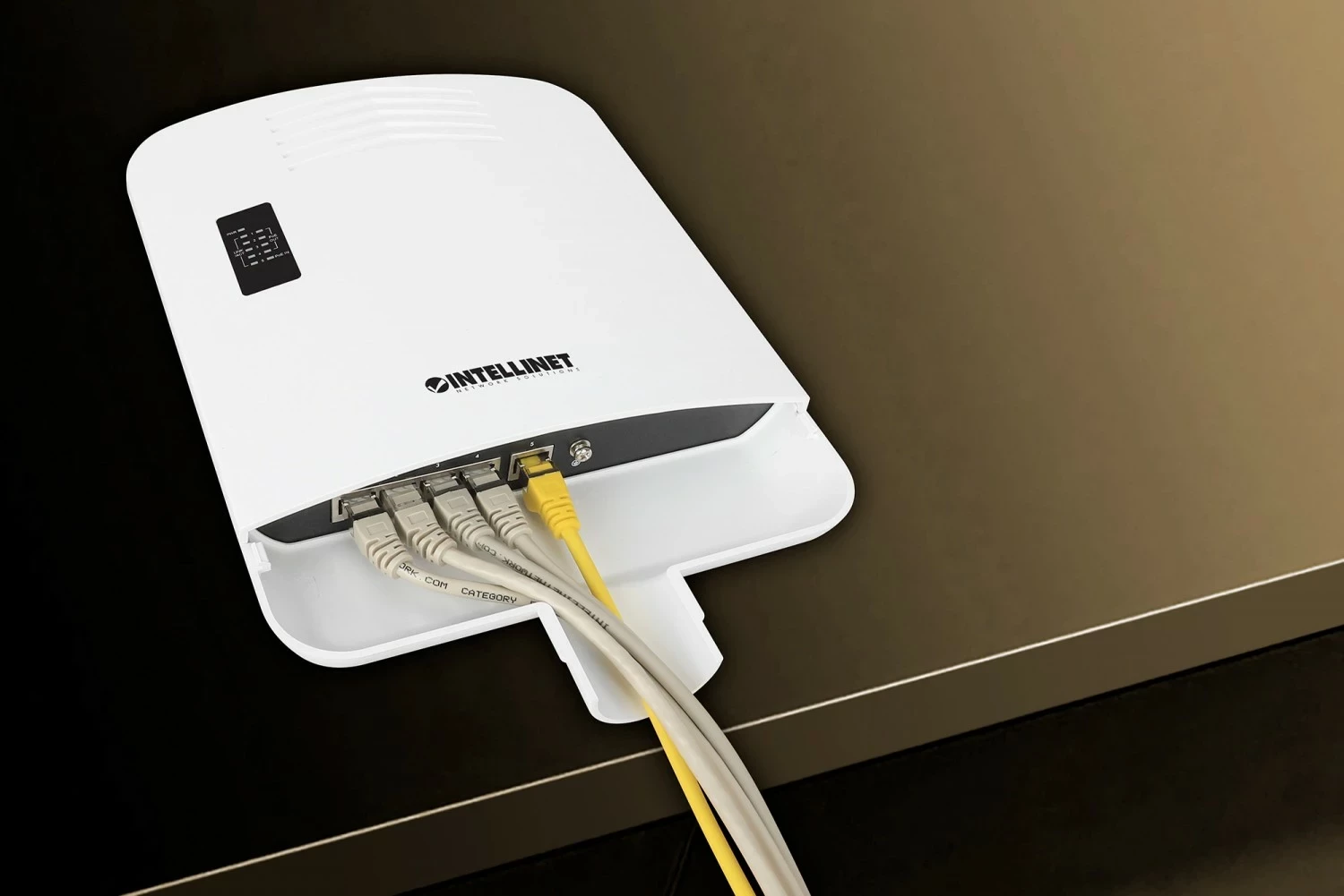 Switch Intellinet 509220, 5 porte Gigabit, POE++, jashtëm