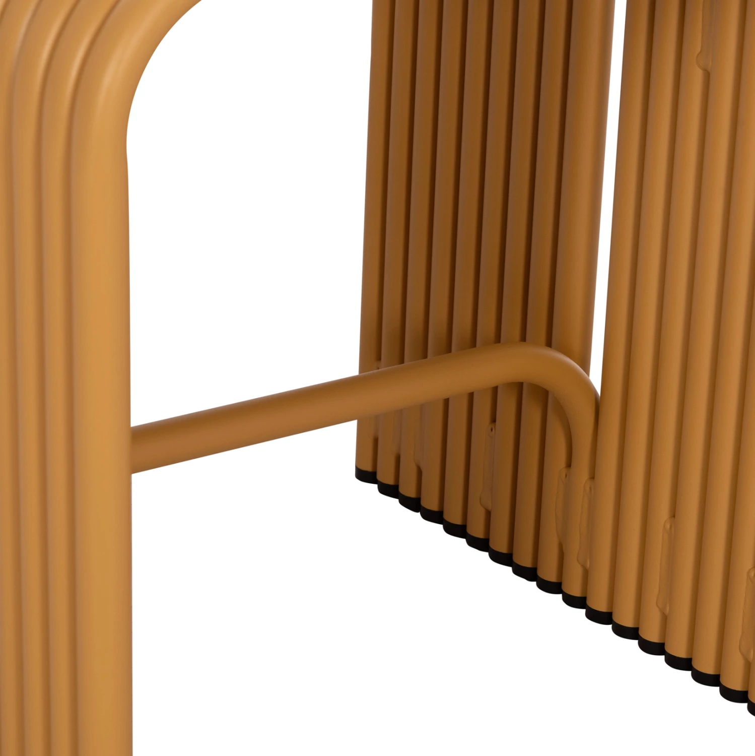 Karrige e ulët INTREPID, alumin, ngjyrë e verdhë mustard, 40x38x55cm