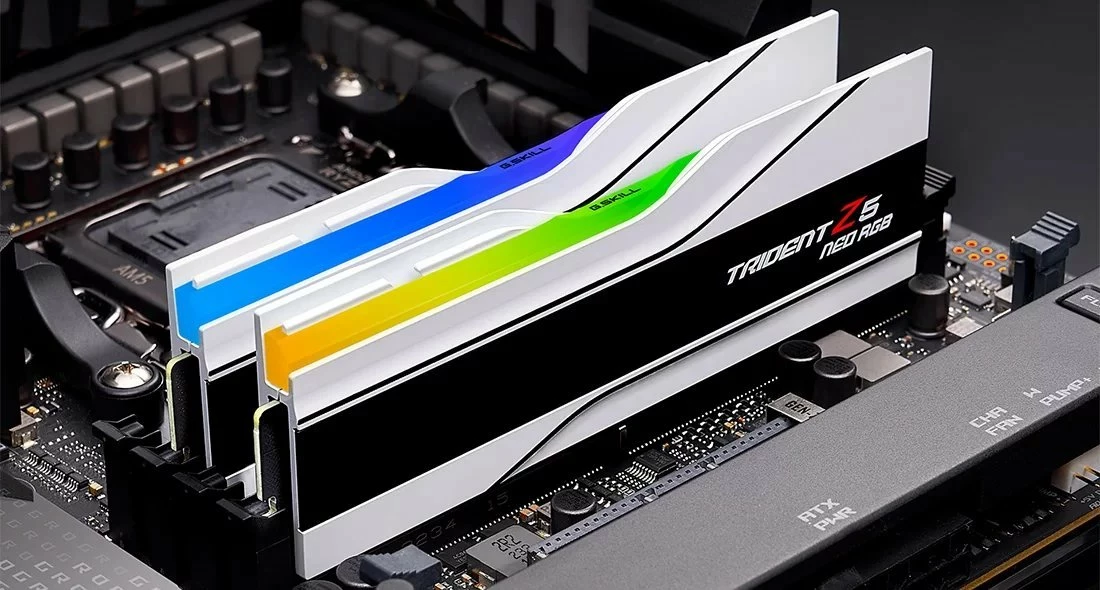 RAM Memorje G.Skill Trident Z5 Neo RGB F5-6000J2836G16GX2-TZ5NRW 32GB (2x16GB) DDR5 6000MHz CL28 UDIMM, bardhë/zi, set