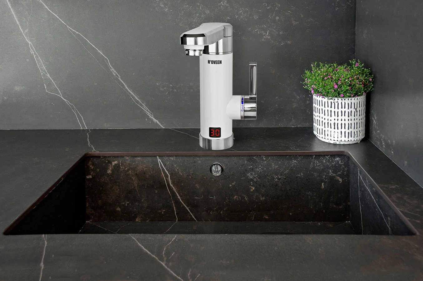 Ngrohës uji elektrik N'OVEEN IWH460, i bardhë