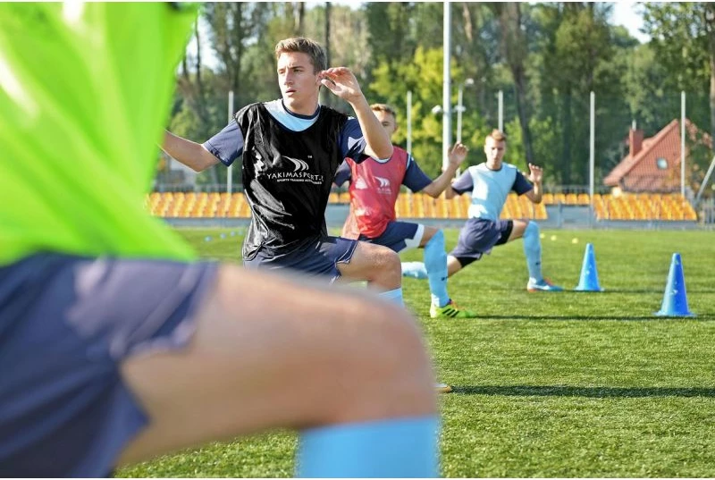 Etiketa futbolli për fëmijë Yakimasport, e zezë