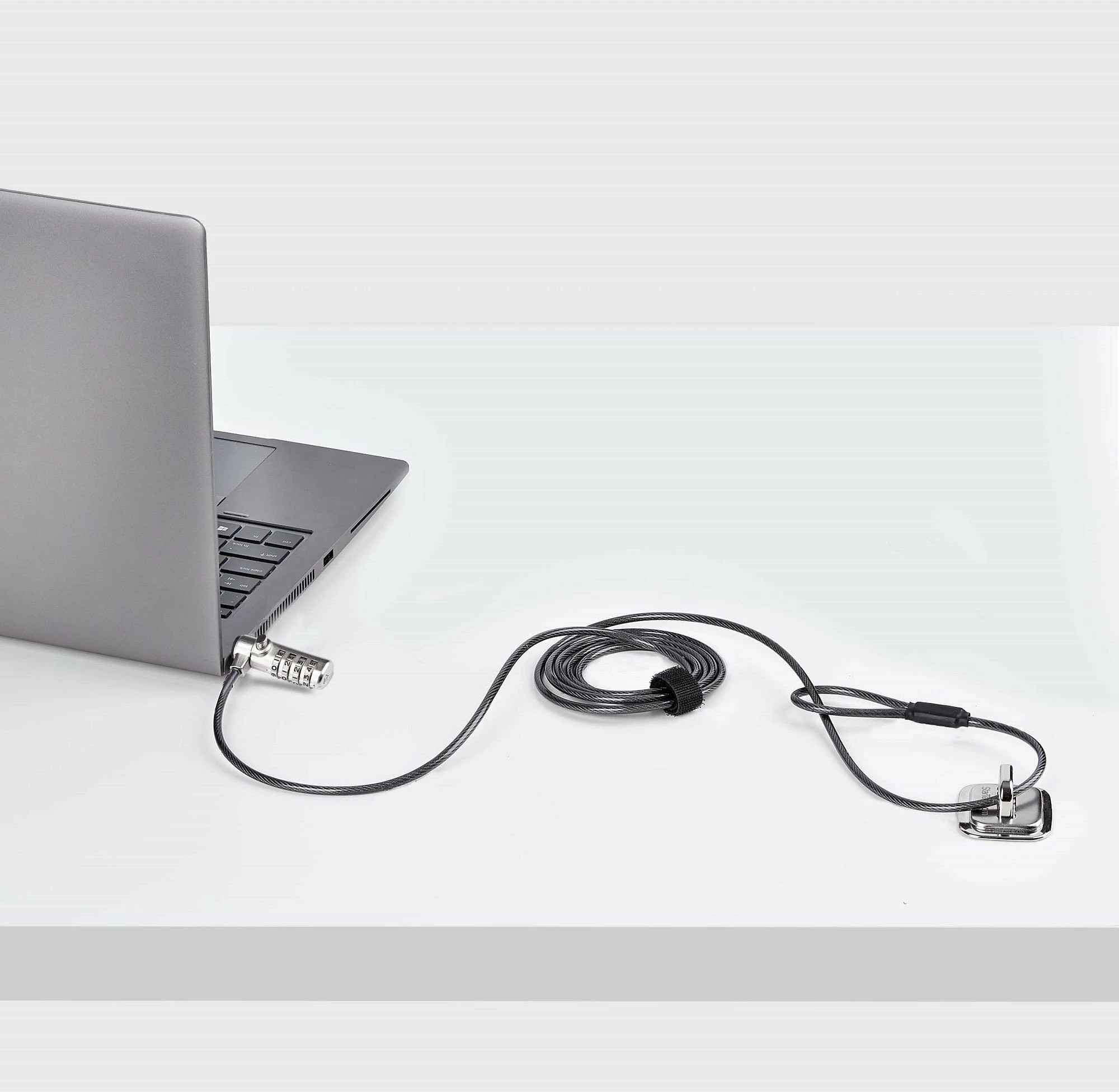 Kablë sigurie StarTech SNANOC4D-LAPTOP-LOCK 1.5 m me kyç kombinimi Kensington Nano, e zezë