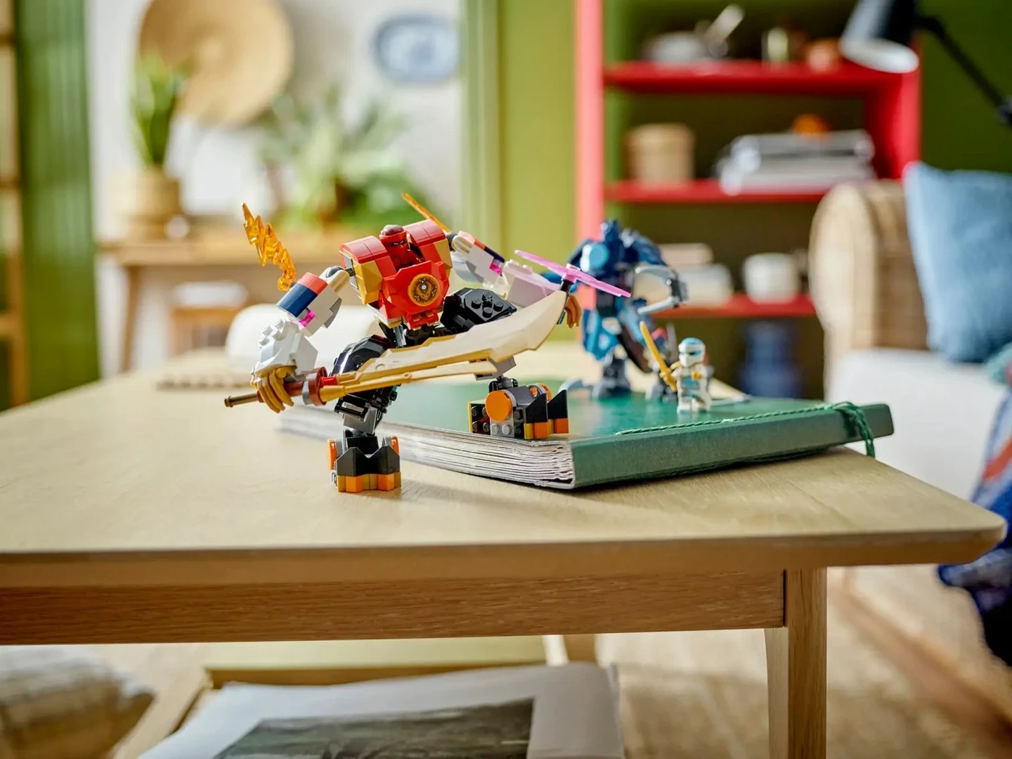 Set LEGO NINJAGO 71808, Kai's Elemental Fire Mech, 4 minifigura, Kuq