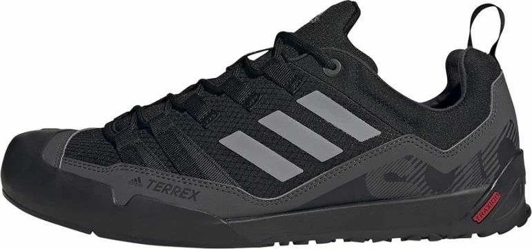 Atlete turistike për meshkuj adidas Terrex Swift Solo 2 M, të zeza