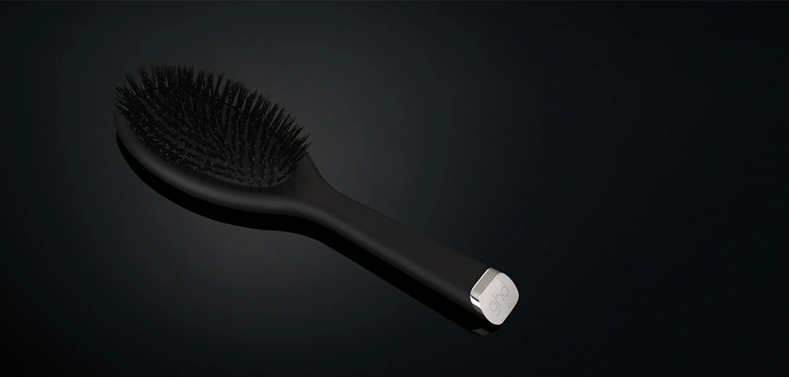 Brushë stiluese ghd 9252, e zezë