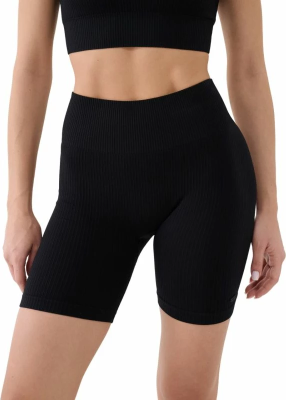 Shorce për femra 4F, të zeza