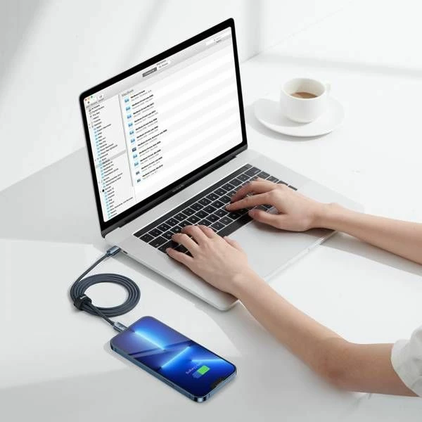 Kabllo USB-C në Lightning Baseus Crystal Shine 1.2 m 2.4A USB 2.0, e zezë, 1 copë