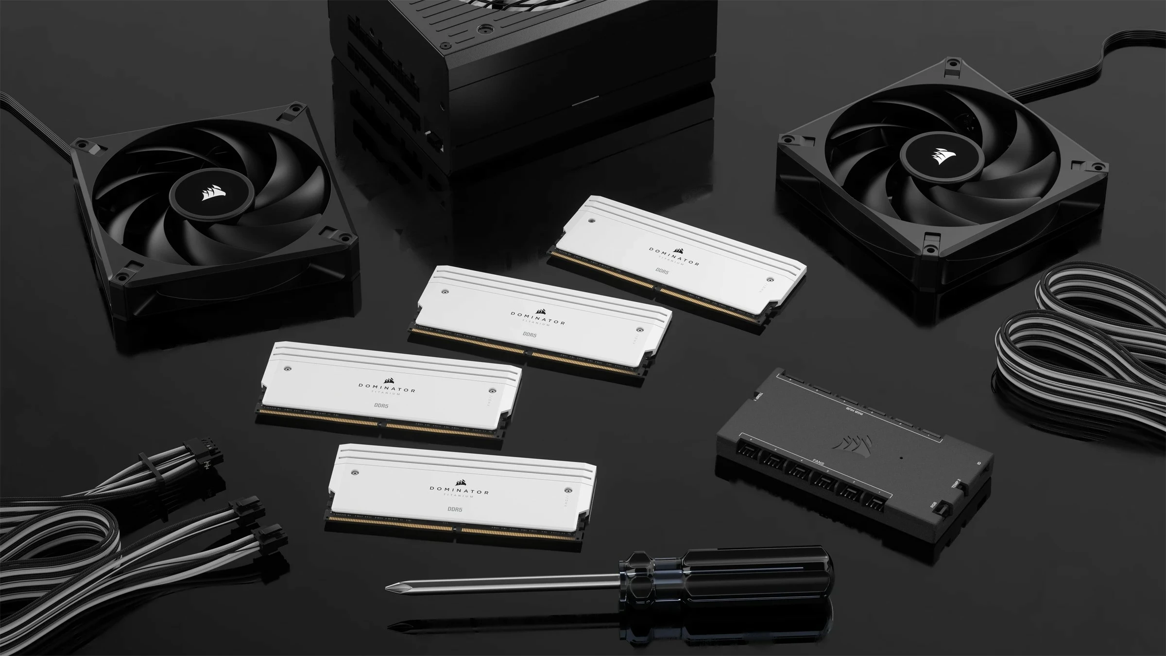 RAM Memorje Corsair Dominator Titanium RGB 64GB (2x32GB) DDR5 6000MHz, e bardhë