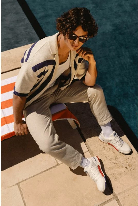 Atlete për meshkuj K-Swiss, të bardha