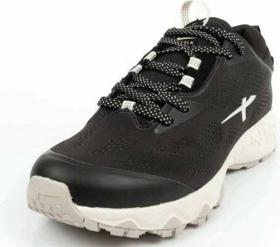 Atlete femra Tamaris, të zeza