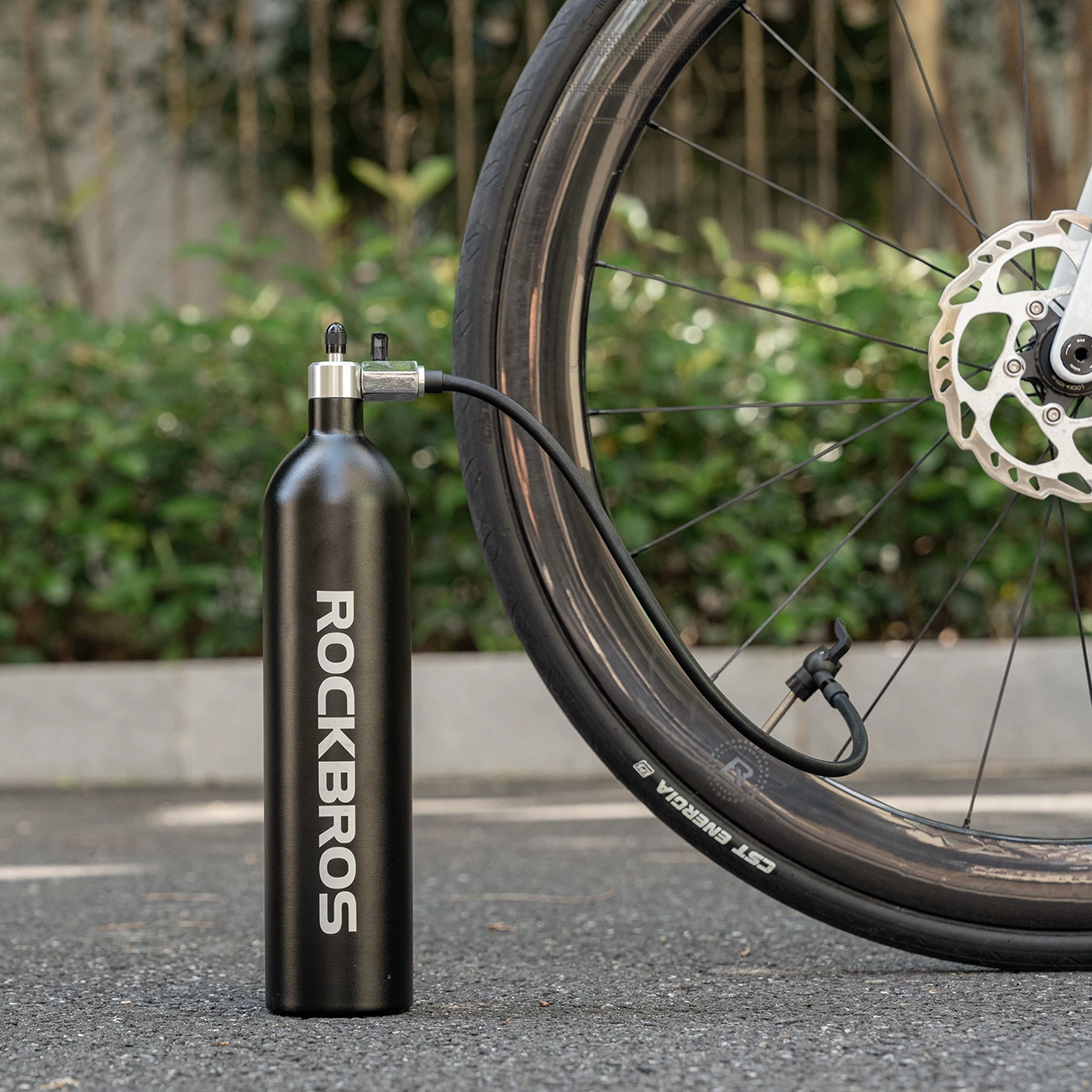 Tank presioni për goma tubeless Rockbros 42310010001, 1.2L, 200 PSI, e zezë