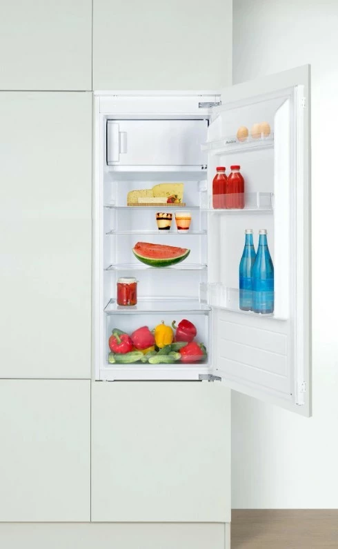 Frigorifer me ngrirës Amica BM210.4i(E), 163 L, i bardhë, i integruar