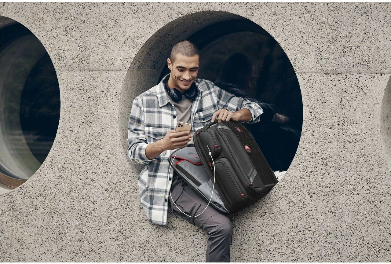 Çantë shpine gaming Wenger PlayerOne 17.3 inç e zezë