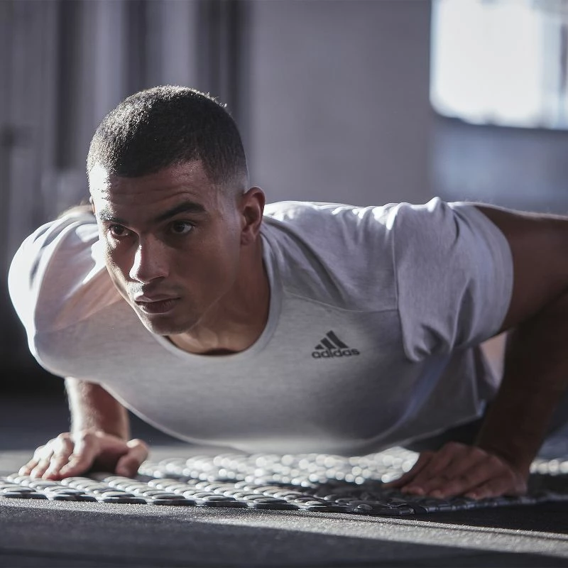 Tapet stërvitjeje adidas ADMT-13232GR, gri