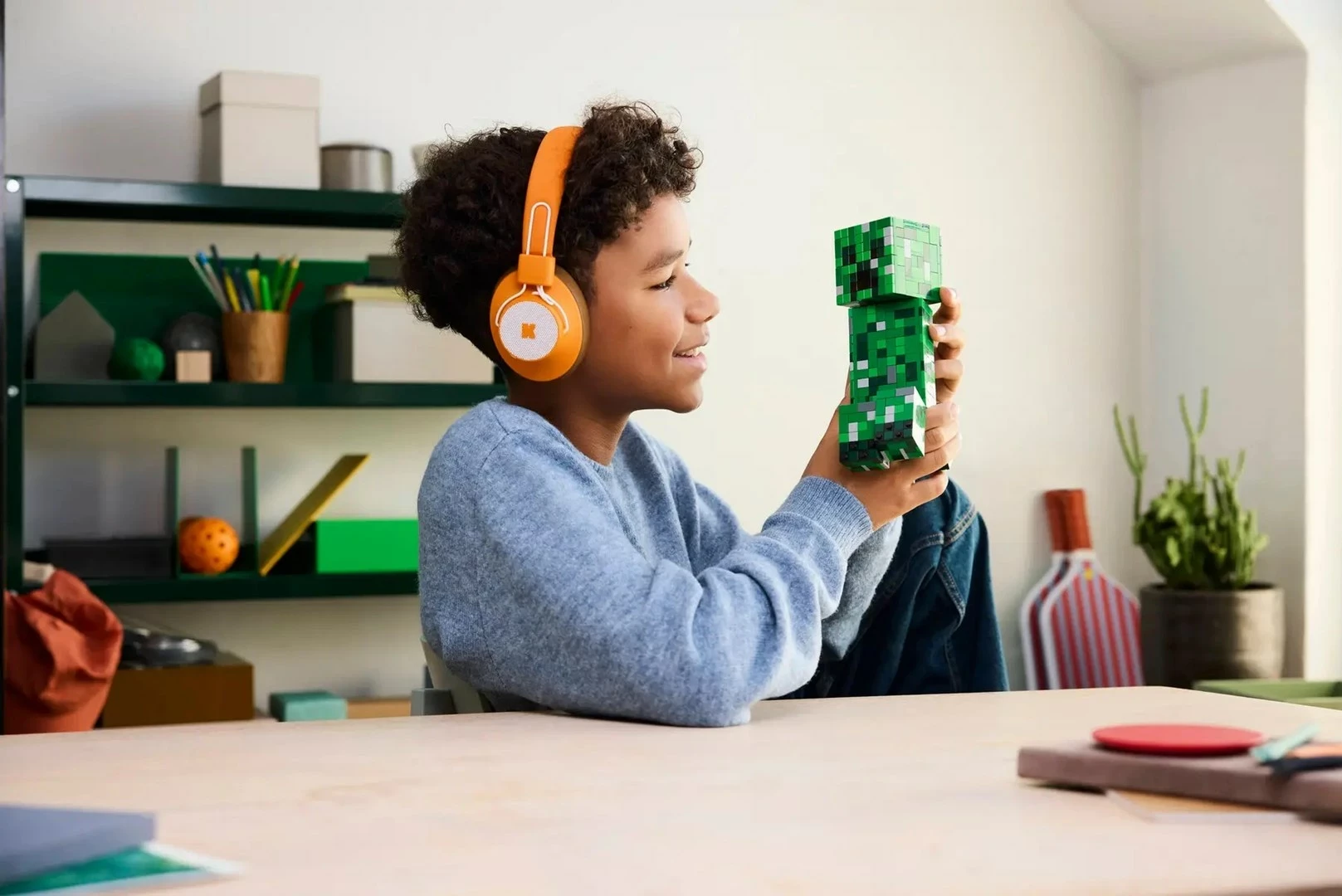 Set LEGO Minecraft Creeper 21276, 665 pjesë, për fëmijë 10+ vjeç