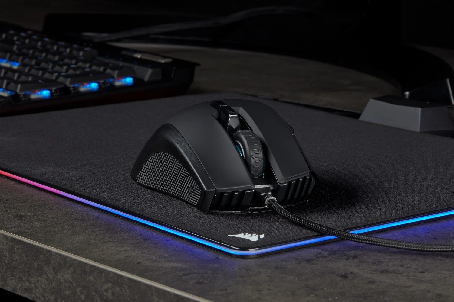 Maus Corsair Ironclaw RGB, 18000 DPI, i zi