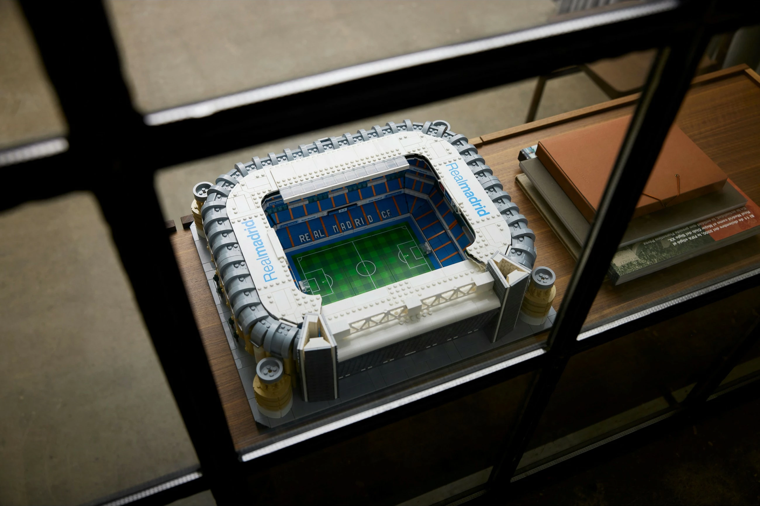 Set ndërtimi LEGO Creator Expert Real Madrid – Santiago Bernabéu Stadium, 5876 copë, plastikë