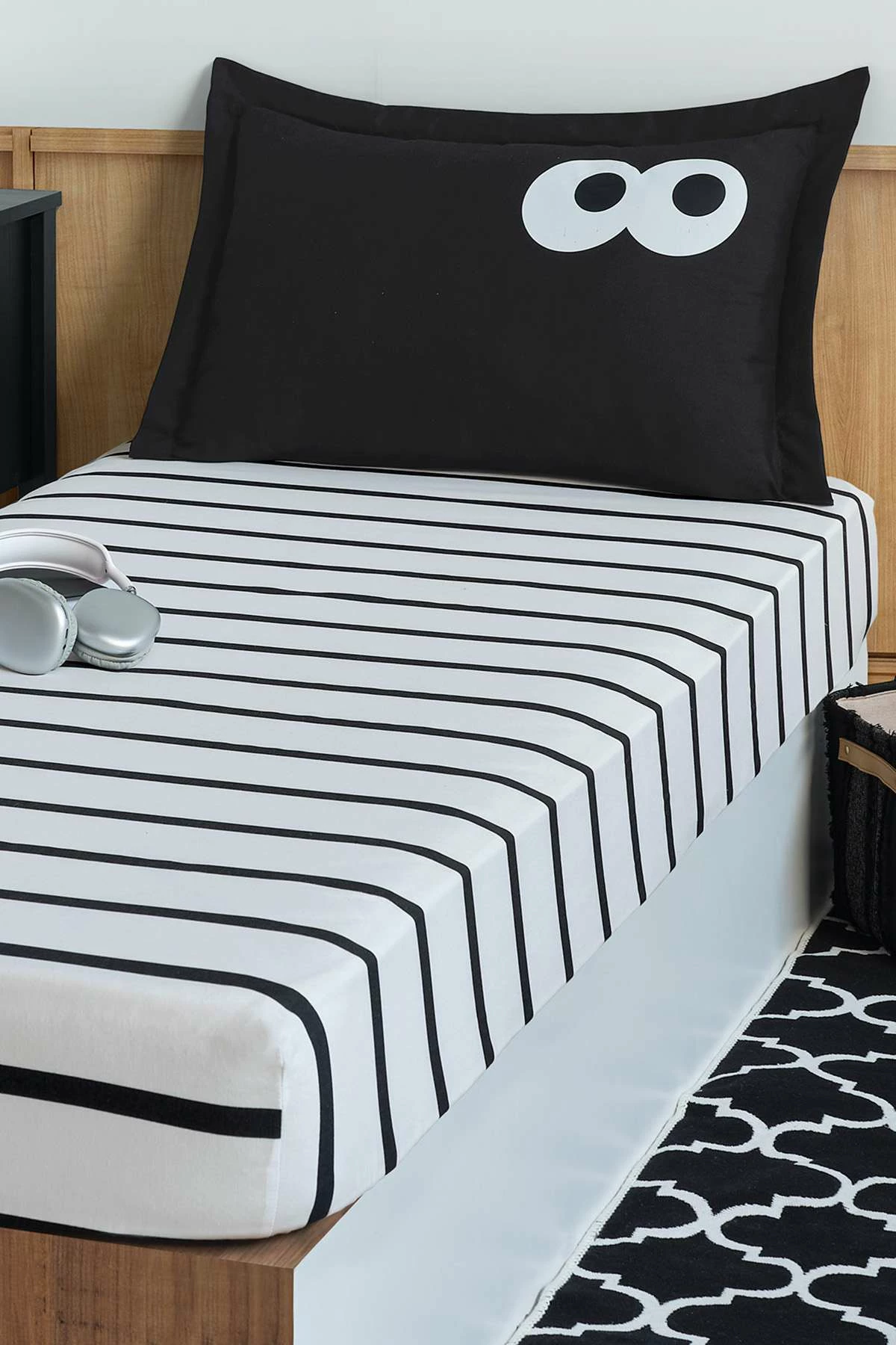 Set çarçafësh tek Funny Cizgili, ngjyrë e zezë