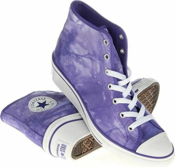 Atlete të larta për femra Converse Chuck Taylor Side W, ngjyrë vjollcë