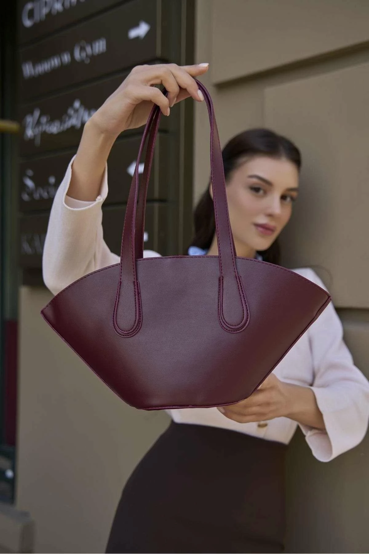 Çantë dore Zoozie, ngjyrë e kuqe e thellë (Claret Red), MK1020224SV10-002