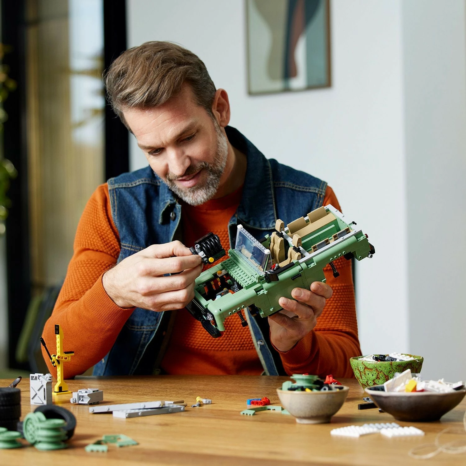 Set ndërtimi LEGO ICONS Land Rover Classic Defender 90, 2336 pjesë, Multikolor