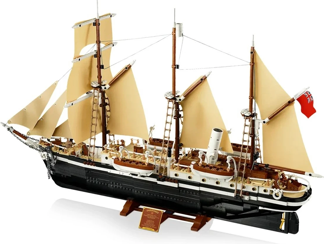 Set LEGO ICONS 10335 Endurance