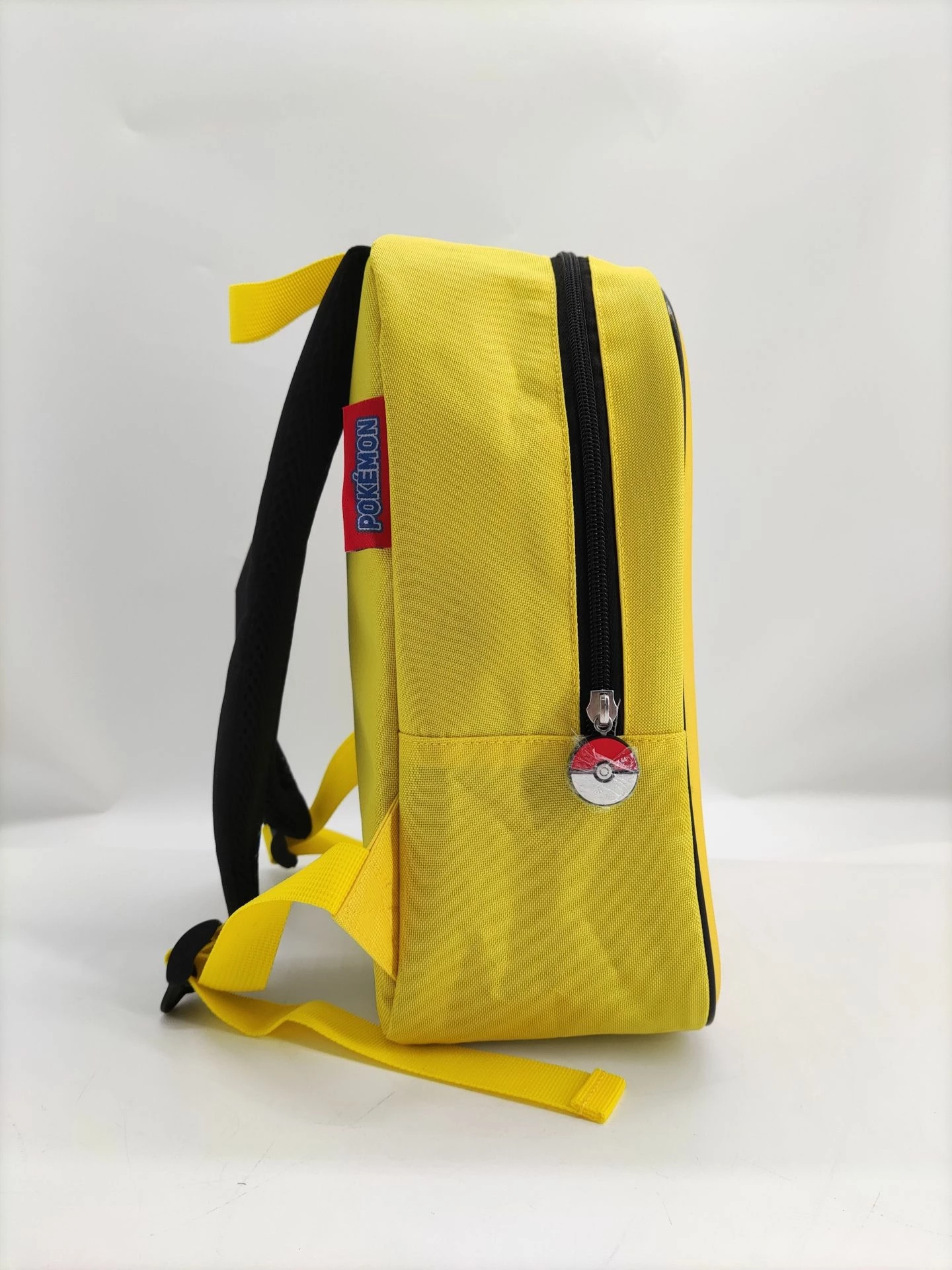 Çantë shpine junior La Plume Dorée Pokemon Pikachu EVA 3D 32 cm, e verdhë