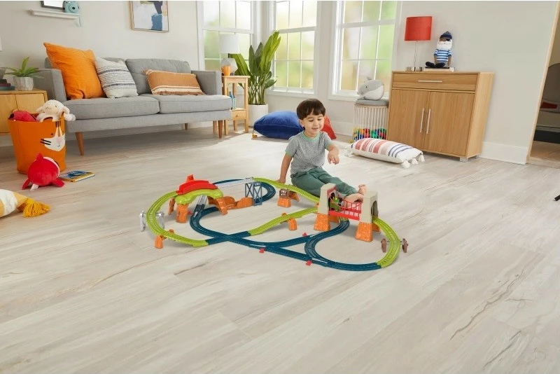 Set hekurudhor lodër Fisher Price Thomas & Friends Percy 6-in-1, shumëngjyrësh