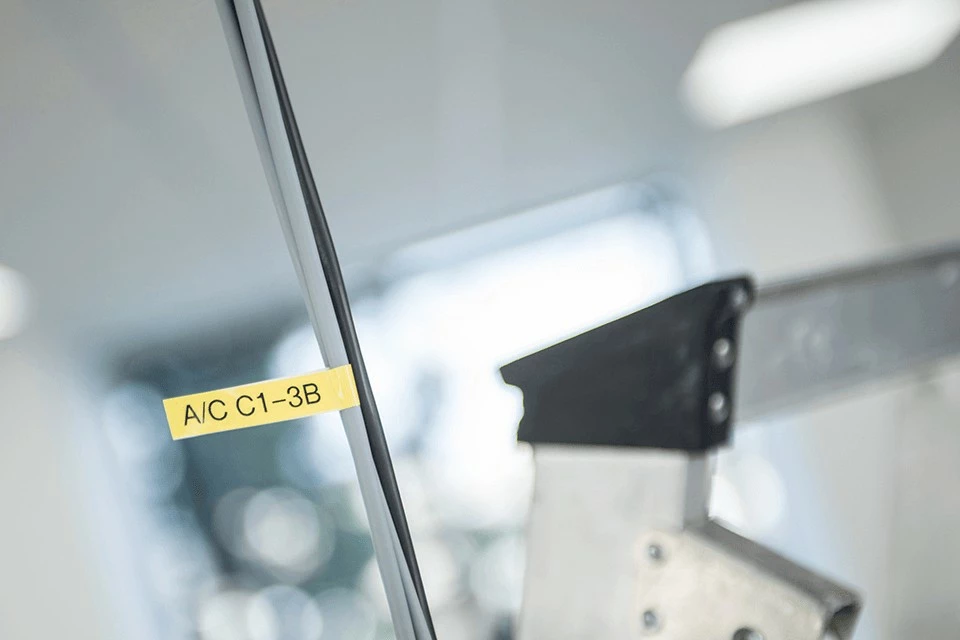 Printer etiketa Brother PT-E110, QWERTY, 180x180 DPI, portokalli