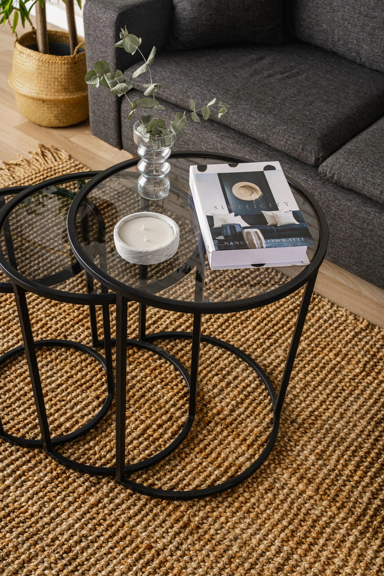 Set tavolinash ndihmëse, 3 copë, ngjyrë e zezë, Alya