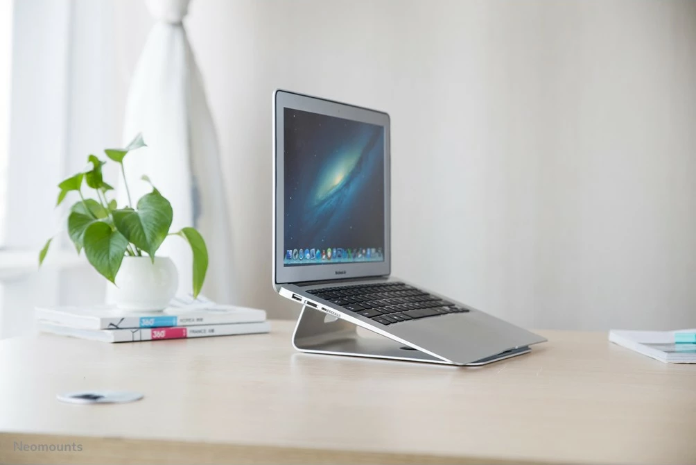 Mbajtës tavoline për laptop Newstar NSLS025, deri 5kg, argjendtë