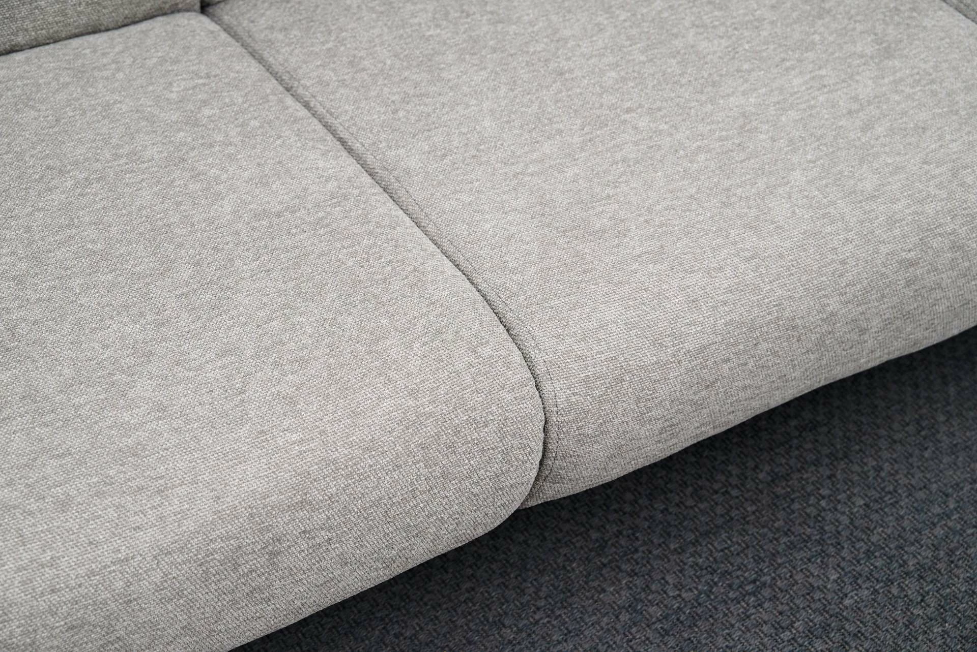 Divan treshe Atelier del Sofa, ngjyrë gri e çelët