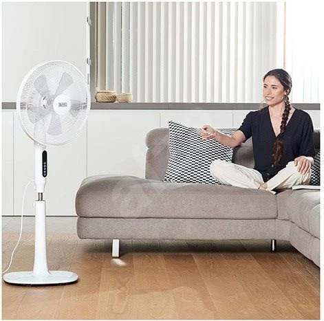 Ventilator me këmbë Black&Decker BXEFP50E 135 cm 50 W, i bardhë