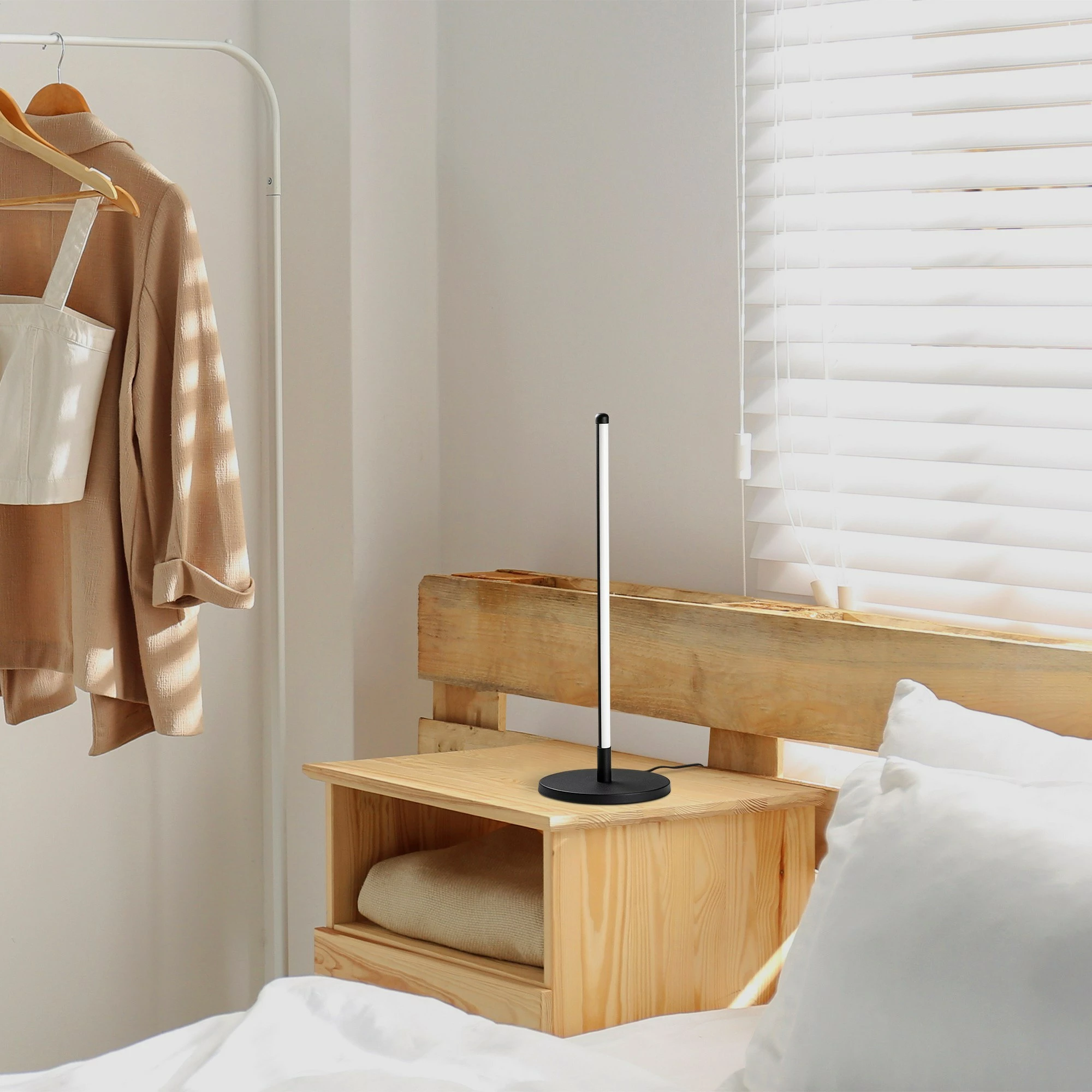 Llambë tavoline Opviq, Only - 13315, ngjyrë e zezë