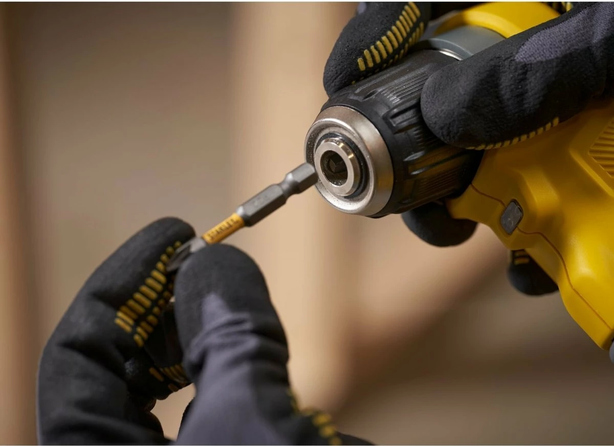 Burmashinë këndore Stanley FATMAX SFMCD750B 18V V20, 45Nm, mandrinë 10mm, solo (pa bateri/karikues), e verdhë/zezë