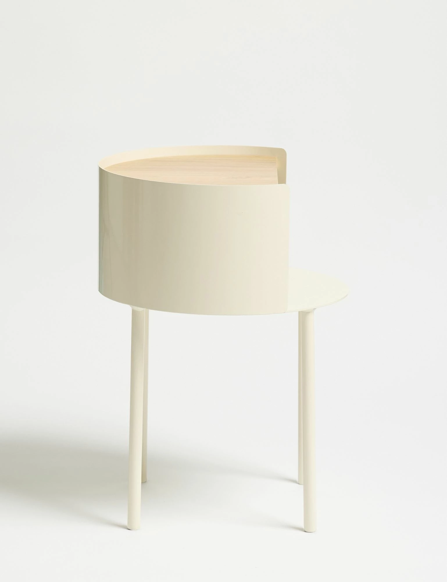 Tavolinë anësore Skye Decor, Espen, ngjyrë krem