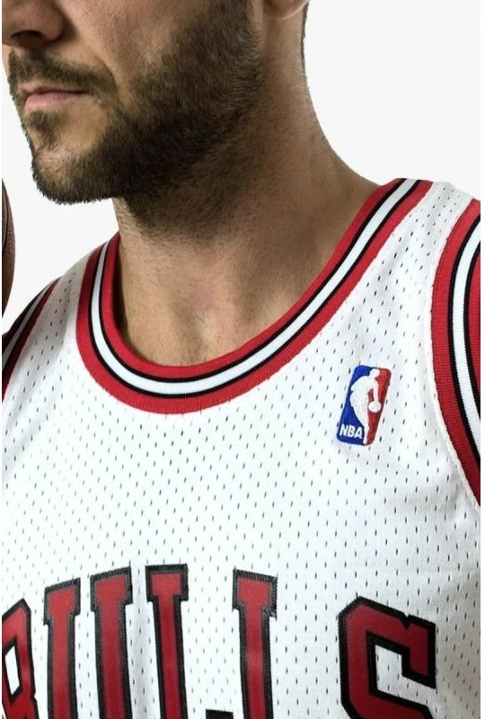 Fanellë për meshkuj Mitchell & Ness Chicago Bulls, e bardhë