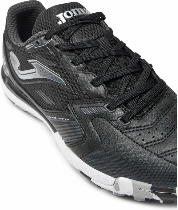 Atlete për meshkuj Joma, të bardha dhe të zeza