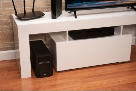 UPS APC BVX1600LI Easy UPS, 1600VA, 900W, Tower, 6x IEC, E zezë