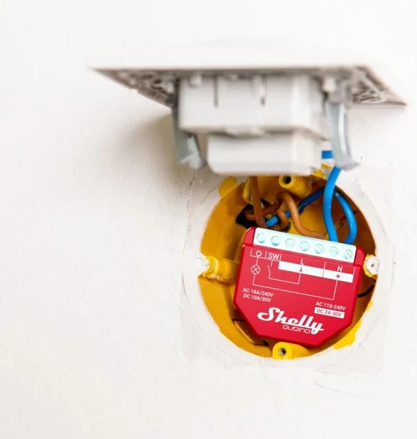 Smart switch Shelly Qubino Wave 1PM, i kuq