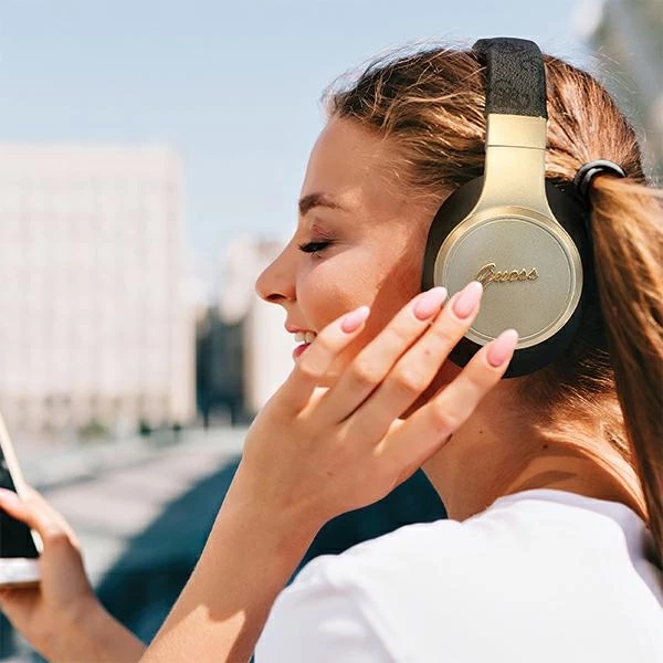 Kufje Bluetooth Guess GUBH604GEMK, on-ear, 32 orë, e zezë