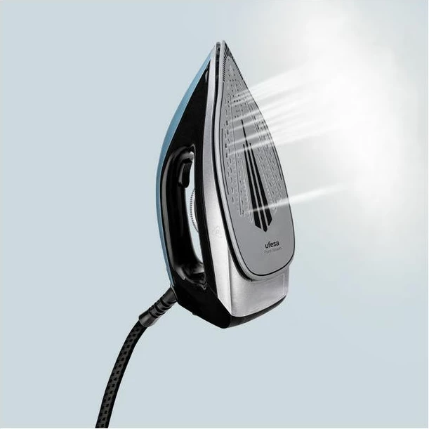 Hekur me stacion avulli UFESA Pure Steam 80206190, 2400 W, 6.5 bar, rezervuar 1.2 l, pllakë qeramike, i zi/kaltër