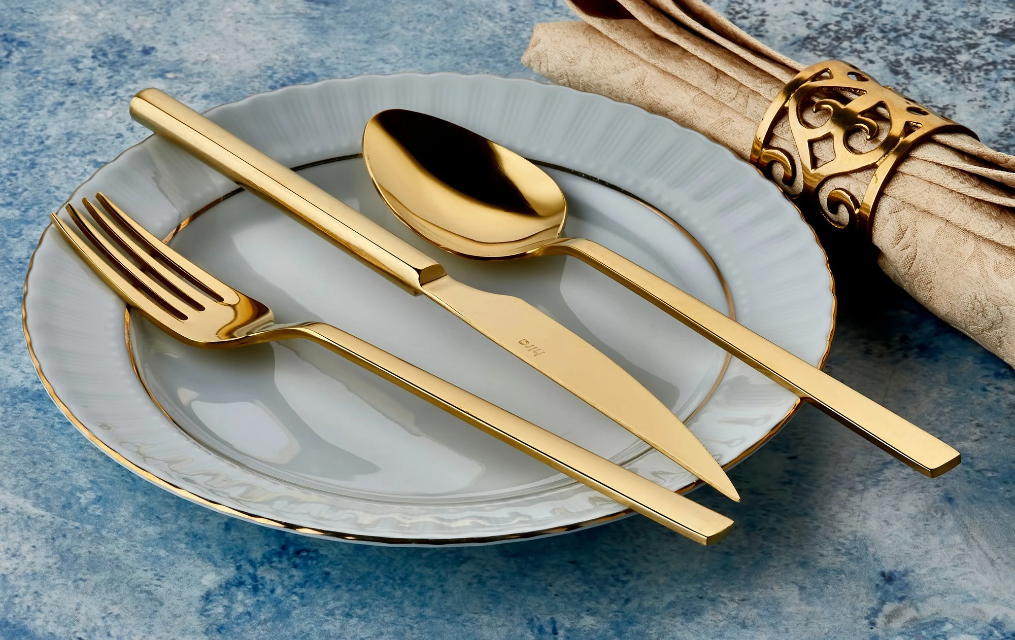 Set lugë, pirunë dhe thika (36 copë), ngjyrë ari, Hermia Concept, CBK36GD